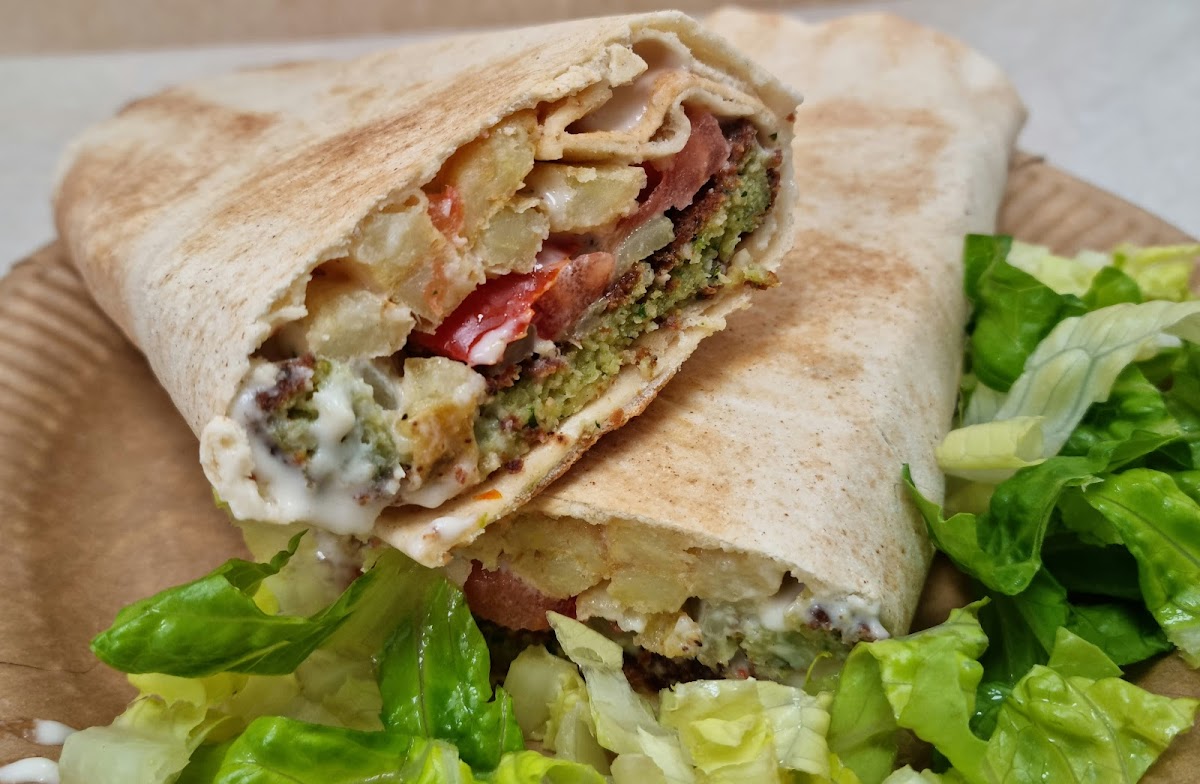 I Sitzia Tou Mavrou Souvlaki Platres-9